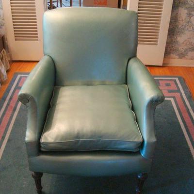 D102 - Green Leather Chair 
