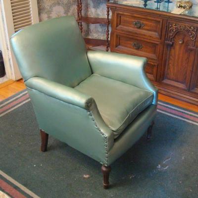 D102 - Green Leather Chair 