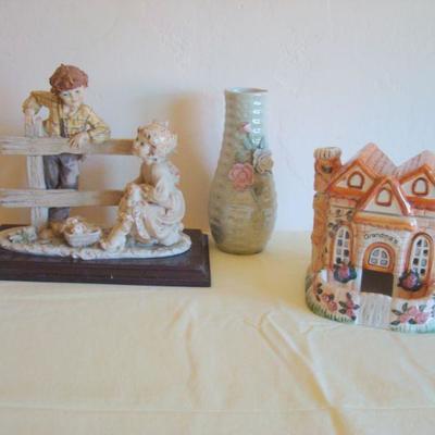 bd1 L103 - Small Ceramic Lot vase cookie jar figurne