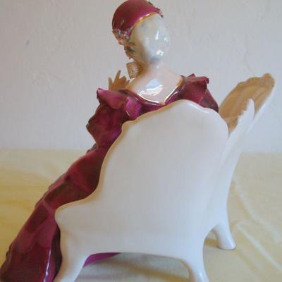 bd1 L105 - Florence Woman on Seat Ceramic Figure 
