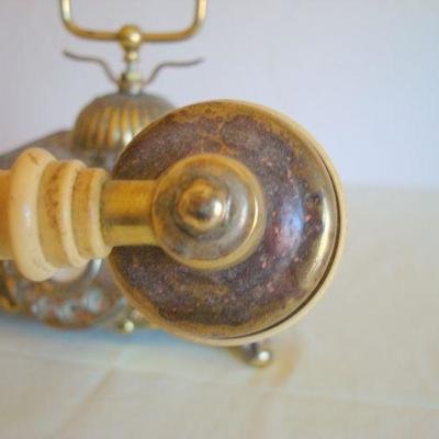 bd1 L117 - Antique Looking Candle Stick Telephone