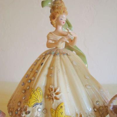 bd1 L120 - Trio of Joseph Figurines