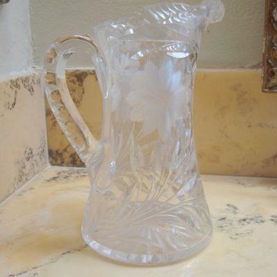 bd1 L124 - Clear Glass Drink Pitcher