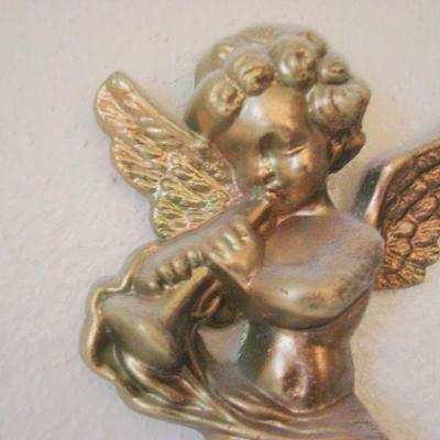 bd1 L127 - Trio of Small Metal Cherubs Playing Music