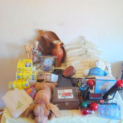 bd1 L129 - Oddball Assorted Lot 