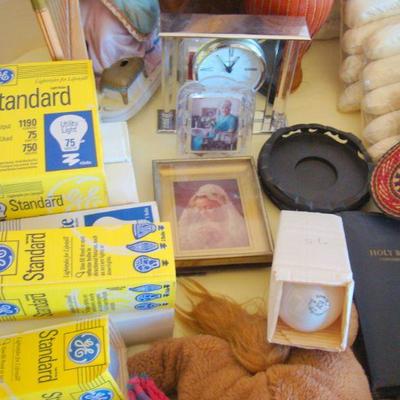 bd1 L129 - Oddball Assorted Lot 