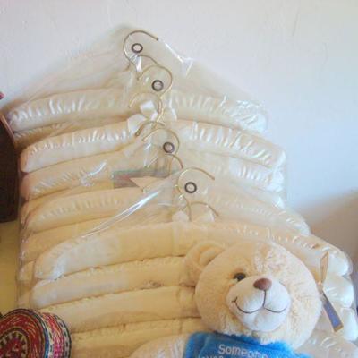 bd1 L129 - Oddball Assorted Lot 