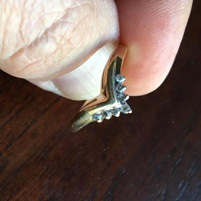 Vintage Diamond and 14k Gold Band Size 5.5