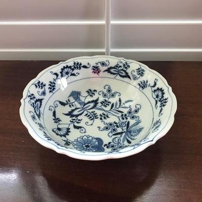 Blue Danube 9" Vegetable Bowl