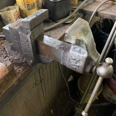 Bench top vice