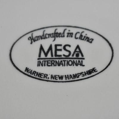 4 Large Dinner Plates by Mesa International. No scratches or chips