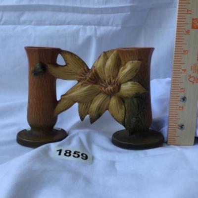 194- 5 inch vintage Roseville pottery double vase lot 1859
