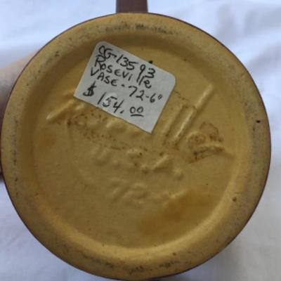 72–6 vintage Roseville pottery vase Lot 1862