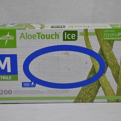 Medline Aloetouch Ice Nitrile Gloves, 200 / Box (Quantity) Medium - New