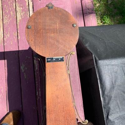 New Haven Clock Co.  Banjo Clock