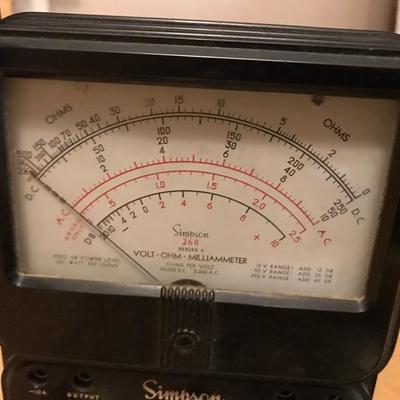 Simpson 260 Volt Ohm Milliammeter