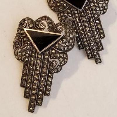 Onyx and marcasite earings 