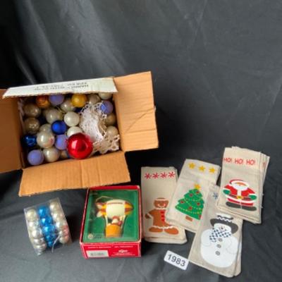Assorted holiday supplies/decorations lot 1983