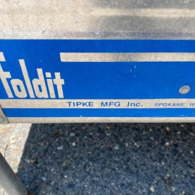 Lot # 215 Foldit Cart for Garden/ Marine 