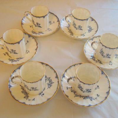 B2 104 - Blue & White Porcelain Demitasse Set