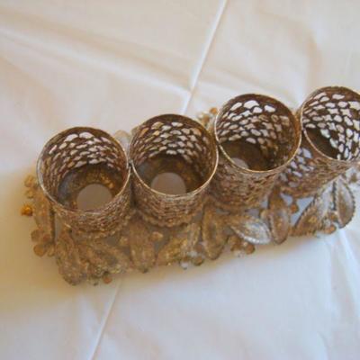 B2 105 - Assorted (8) Piece Vanity Lot