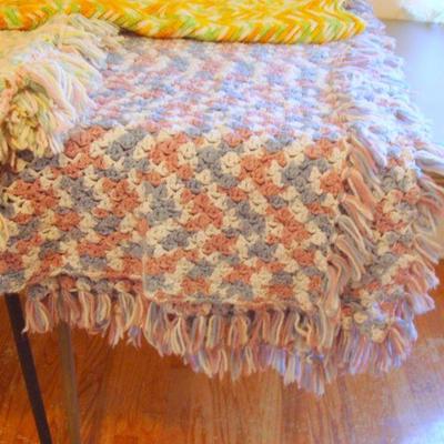 B2 115 - Assorted Afghan Throws (3)