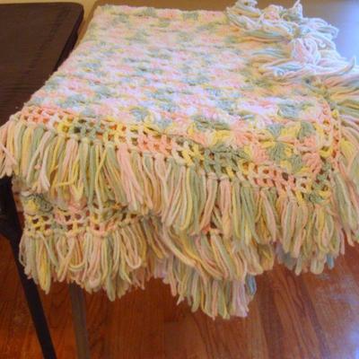 B2 115 - Assorted Afghan Throws (3)