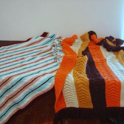 B2 120 - 2 Pc. Knitted Afghan Lot