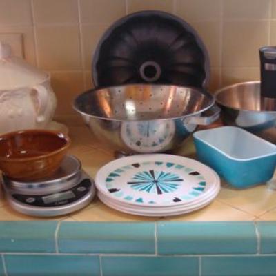 K107 - Numerous Kitchen Items
