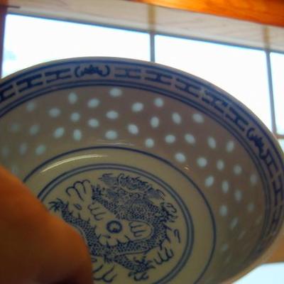 K108 - 8 Pc. Oriental Glass Bowl Set