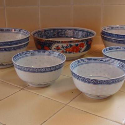 K108 - 8 Pc. Oriental Glass Bowl Set