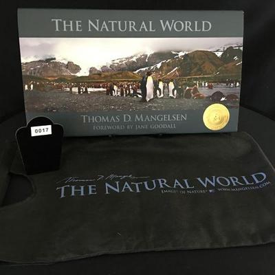 The Natural World large award winning coffee table photo book by Thomas D Mangelsen plus cloth cover. Item #17