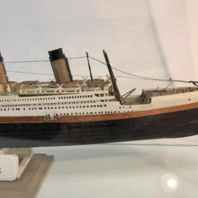 Completed model of RMS TITANIC inside display box, no lid
