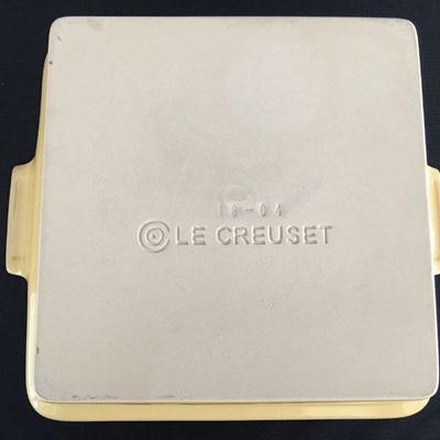 Le Creuset 9" Square Covered Casserole dish in creamy yellow. Pristine! Item#23