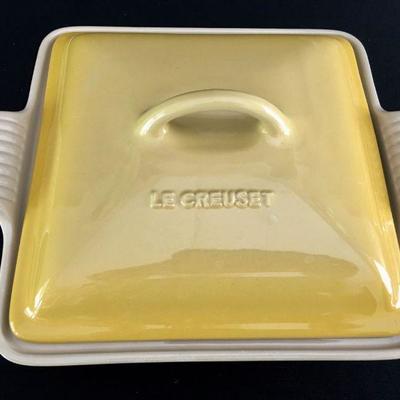 Le Creuset 9" Square Covered Casserole dish in creamy yellow. Pristine! Item#23