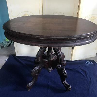 Victorian Oval Table
