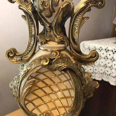 Beautiful Italian Gold Gilt Table Lamp