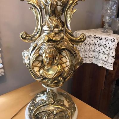 Beautiful Italian Gold Gilt Table Lamp