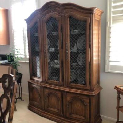 Detailed hutch
