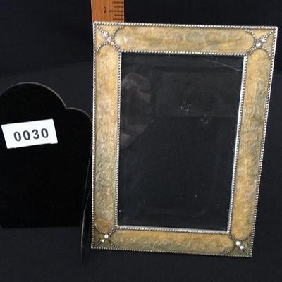 Gold enamel like picture frame with 