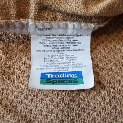 Textured Brown Bedskirt/2 Pillow Shams (Queen)