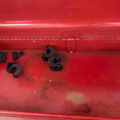 Lot # 254 Craftsman Metal Tool box 
