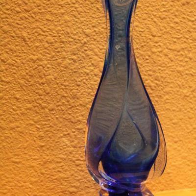 Lot 7: Vintage Blue Glass Vase w/ Original Label Sticker (Inspection PASSED)