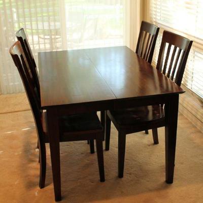 Lot 9: Contemporary 4-Person Dining Table