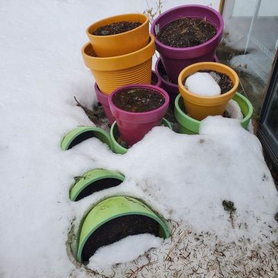 Colorful Planter Pots of Various Sizes/Colors