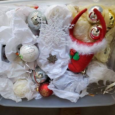 Christmas Decor Lot F