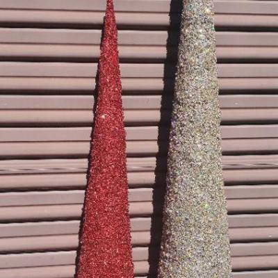 3 Glittery Christmas Trees