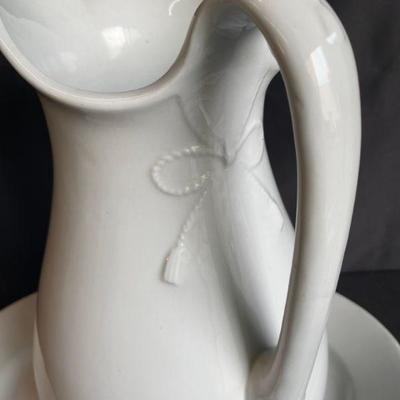 Large Water Pitcher & Charger Plate
