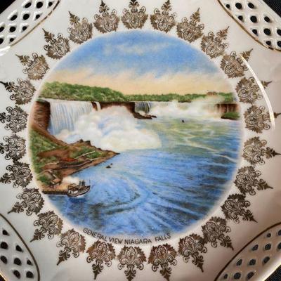 Vintage Niagara Falls Souvenir Collector Plate
