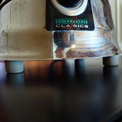 GR 106 - Osterizer Blender w/ Glass Container